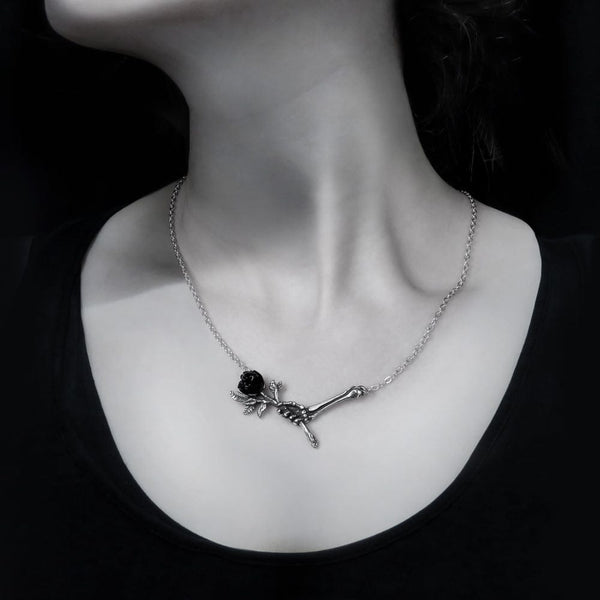 Love Never Dies Necklace - Goth Unite 